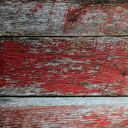 Distressed-Wood---Red