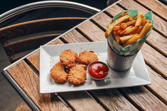 IMG_0630-Kids Nuggets Fries