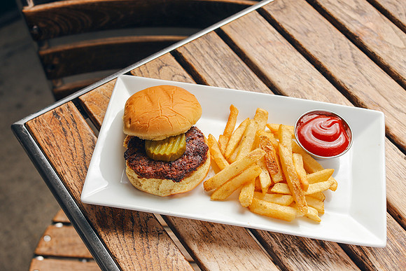 IMG_0688-Burger Kids Meal