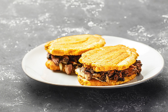 IMG_0463-Fried-Plantain-Sandwich